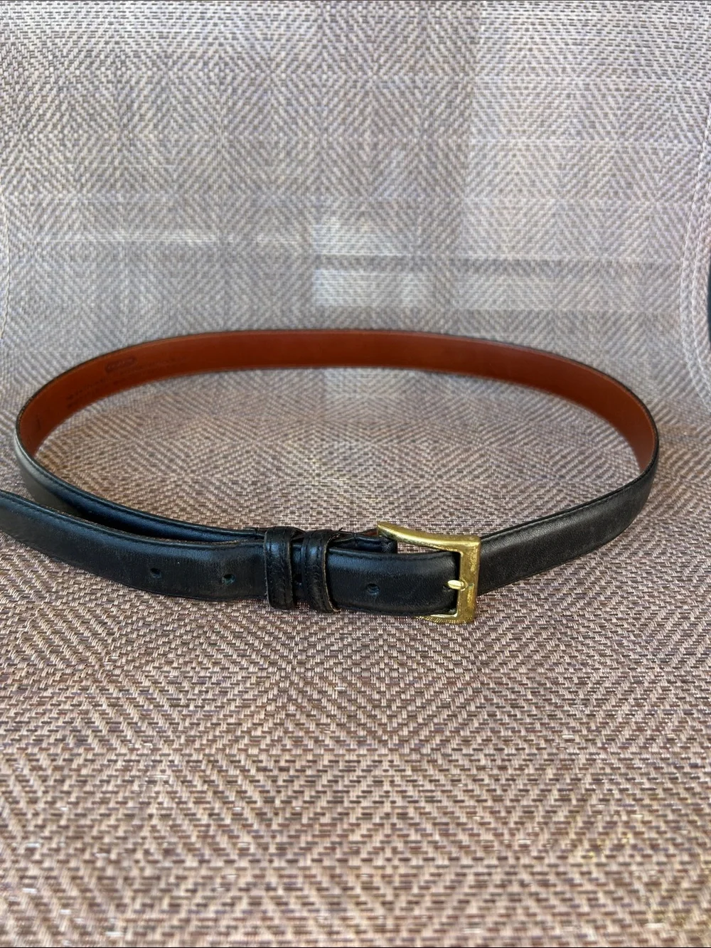 Coach Classic Black Leather Men's Belt with Brass Buckle. Size 34/85 cm.
